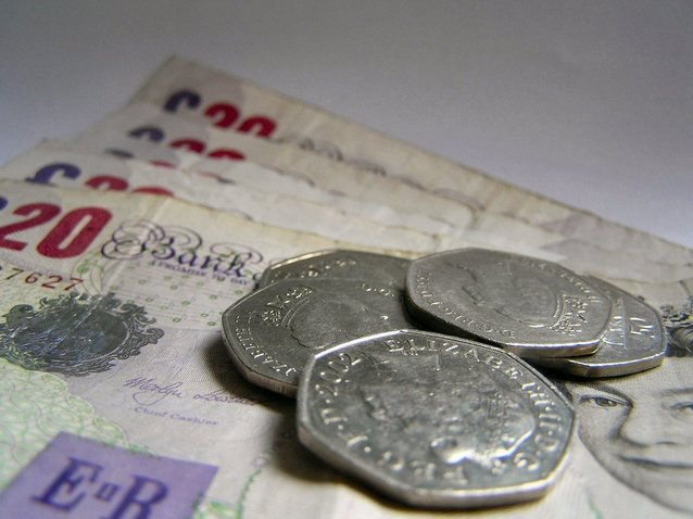 Nat_Numeracy's tweet photo. Don't miss our Chief Exec @mikeNatNumeracy chatting to @paullewismoney about #FindEd and how to manage your money on #bbcmoneyboxlive today at 3pm on @BBCRadio4 https://t.co/oSBMYJ5wQo