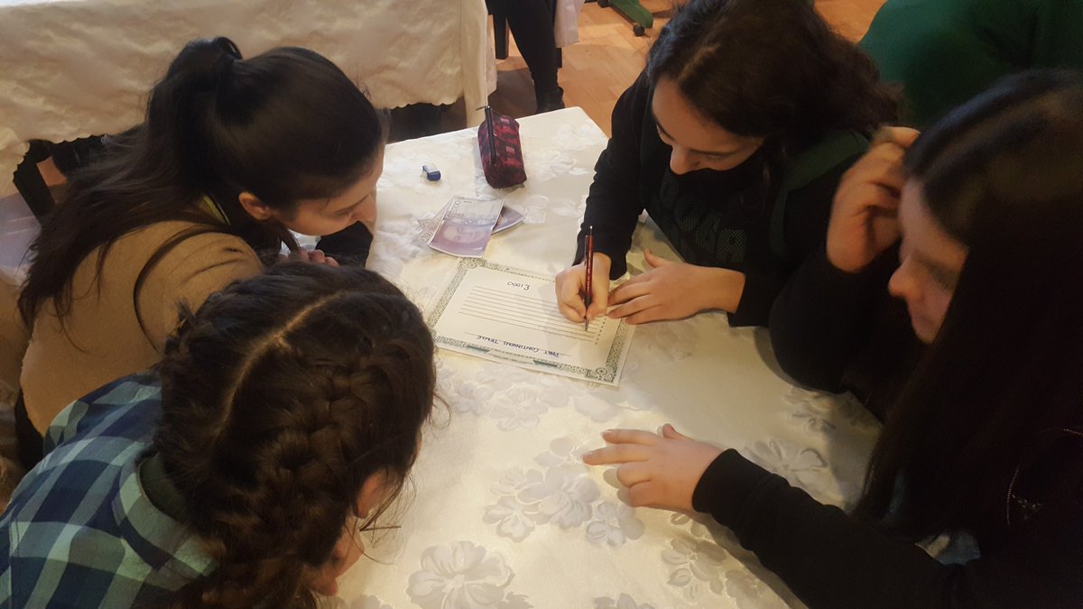 sakaryadoga_elt's tweet photo. British Stock Market
#wedidit #9thgraders #10thgraders #foreignlanguagedepartment
@Didem_Ozgul @DogaOkullari https://t.co/9acgmC4EF1