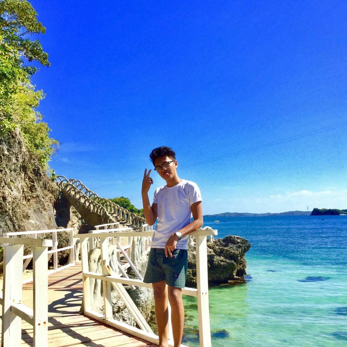 jerometheory's tweet image. Cool breeze - quite seas. 🌿🌊

📍Hundred Islands, Alaminos City, Pangasinan