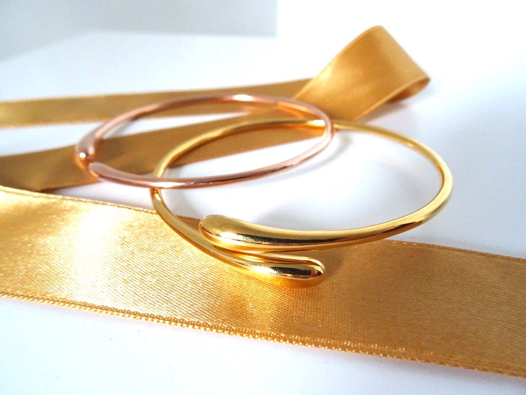 LucyQDesigns's tweet photo. Gold or Rose Gold today?.... Decisions! π€·ββοΈβ¨ #DripCollection #MyLucyQ
Shop: https://t.co/boSuwvaUge https://t.co/TD7dq9zxYa