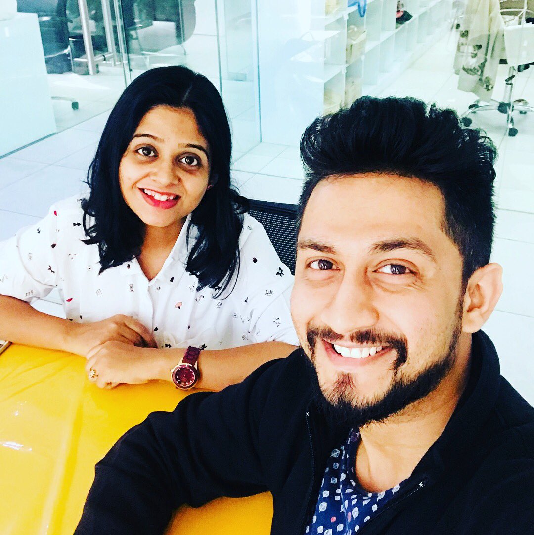 digitalpratik's tweet image. When @digiperform is doing #DigiTalksbyDigiperform with @MyFashionVilla (Hetal Shah) the lady behind myfashionvilla.com which is a fashion, lifestyle blog getting 100,000 visitors a month and much more !!! Stay tuned for the entire episode of 50 minutes...!!!