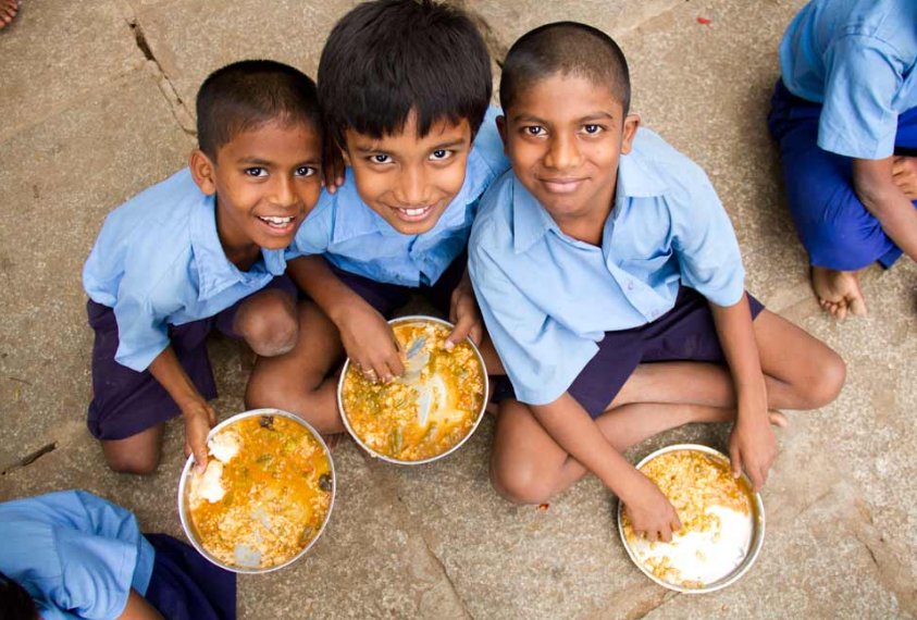 prprofessional7's tweet photo. Great start to the #NewYear 2018 
#PRMandate #AkshayaPatra #PRP #PRProfessionals
https://t.co/nMcA1HiPbe @PRmomentIndia #MidDayMeal https://t.co/uZwzaeN18A