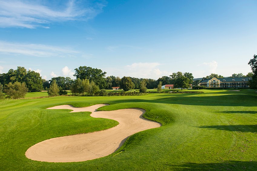 lgt_solutions's tweet image. Very proud to start representing this wonderful company Quellness Golf Resort, Europe&apos;s largest golf resort with 10 courses including 3 championship courses designed by Bernard Langer

#golf #EuropeanTour #resort #holidays #Bavaria #Germany #