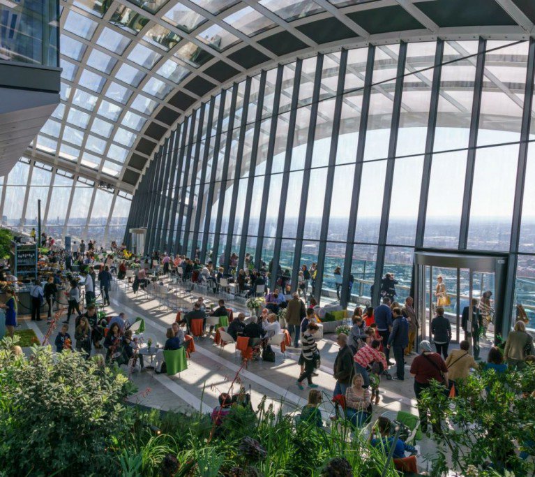 ChimeGrad's tweet image. @ChimeGrad can also offer #specialist #gradjobs in #marketresearch, #Tech PR, #financialservices pr/comms and #sustainability. And what's more, #grads continue to benefit from everything offered by @Chime_Group. Find out more at chimegroup.com/careers/ #Gradshour #4daystogo