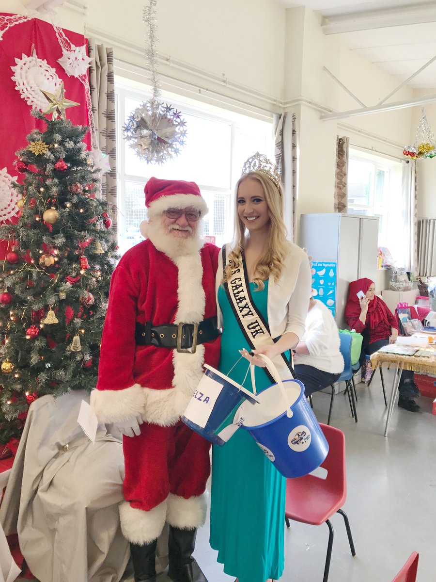 PageantGirlUK's tweet image. Mrs Galaxy UK - @Tarnw, was the special guest at her local Christmas Fair where she fund-raised for Demelza Hospice and Dreamflight Children's Charity!

pageantgirl.co.uk/mrs-galaxy-uk-…
