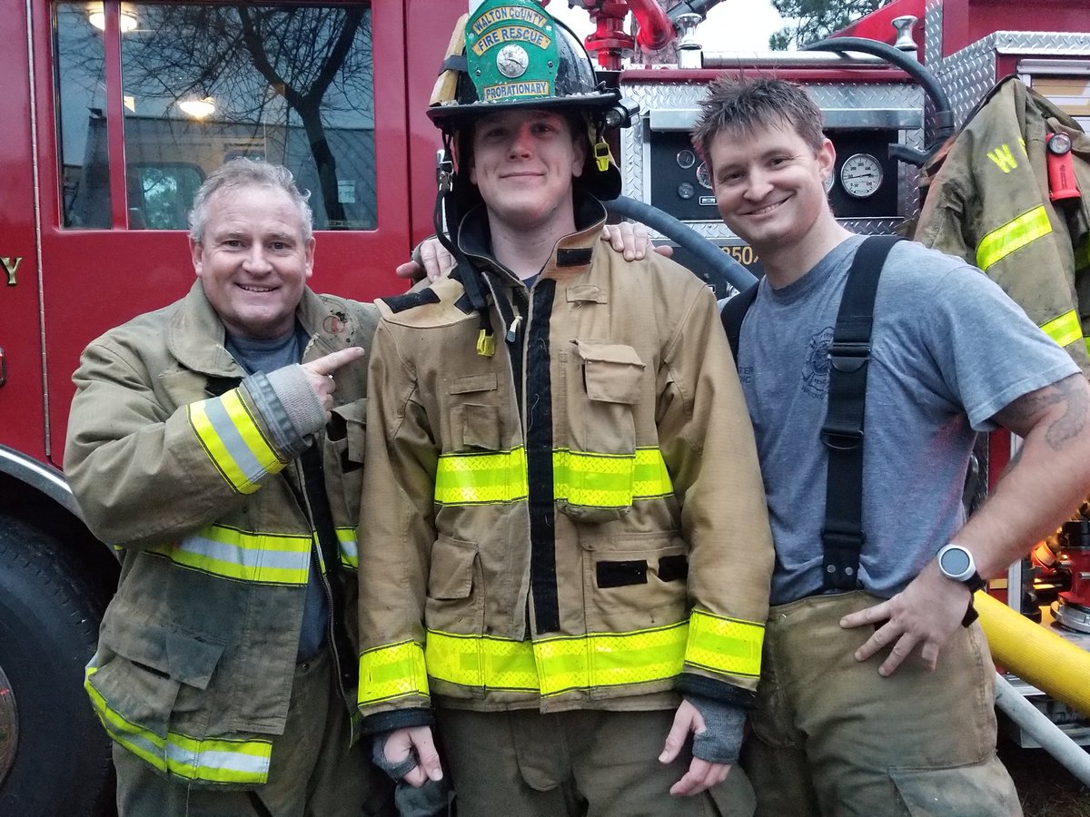 WCFRFL's tweet photo. Firefighter/EMT Brandon Justice masked up and knocked down his first fire last week. #WCFR #Proby #Firefighter #FirefighterStrong https://t.co/V1X0bKCAaC