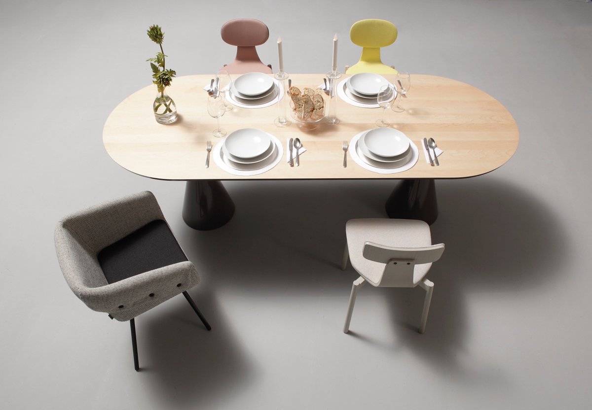 MOsDesignPH's tweet photo. Inspired by chess pieces, Ionna Vautrin designed the #Pion tables and stools. The base is covered of high gloss lacquers with a choice of various colors: mustard, olive, peach, sky blue, and shadow grey.
#Sancal #IonnaVautrin #diseño#table #lacquered #interior #style #mosdesignph https://t.co/Cuya9omU3Q
