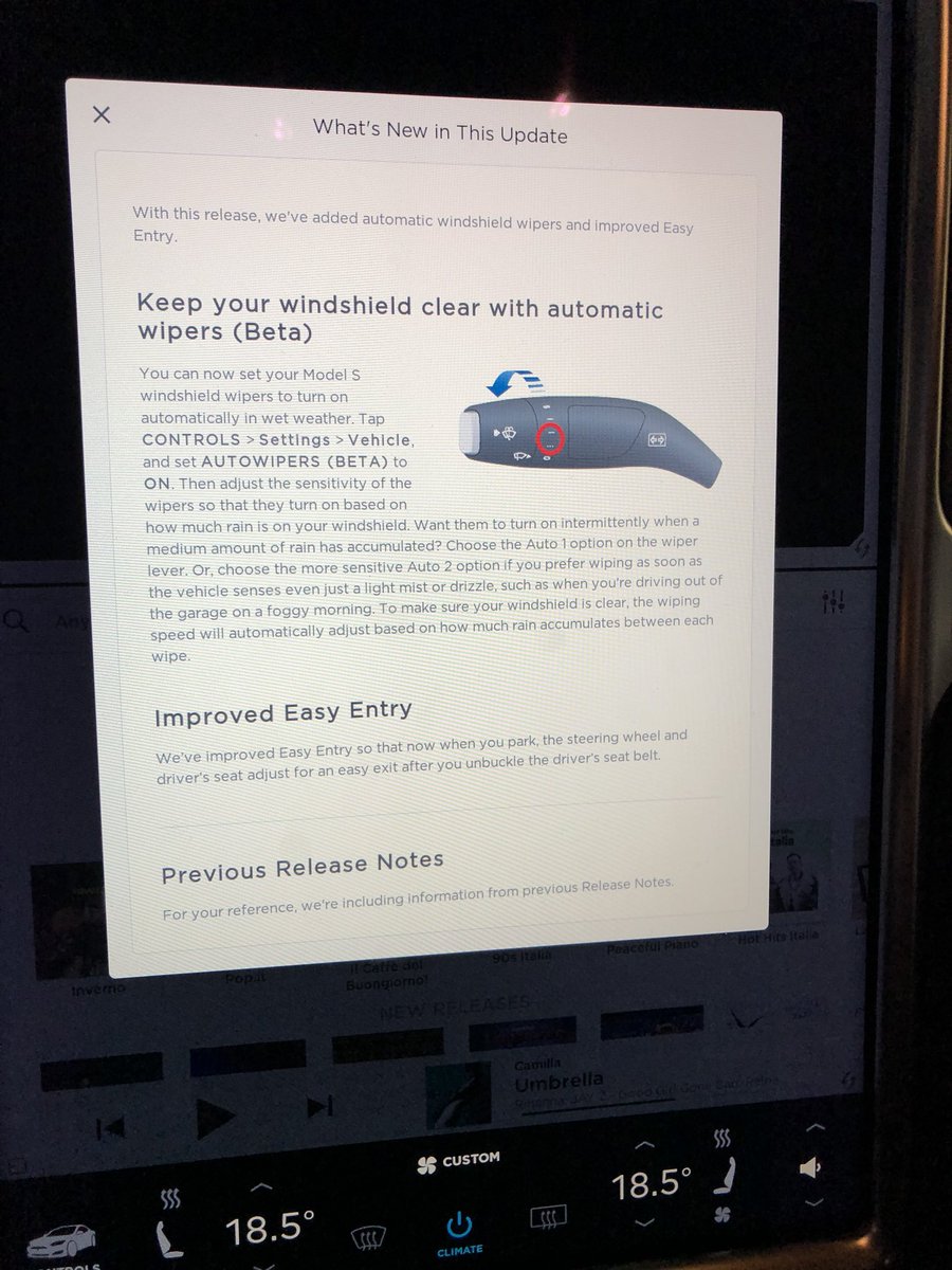 lamiatesla's tweet photo. Come promesso da @elonmusk primo aggiornamento dell’anno per la mia #Tesla #ModelS. Aggiunta la funzionalità di gestione automatizzata dei tergi cristalli. https://t.co/Ku6KR2xeEr