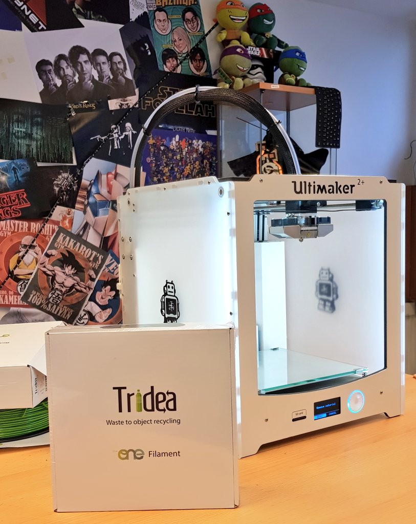 molengeek's tweet photo. New babies on board ! @Tridea3D #3Dprinting https://t.co/B28m46ag0V
