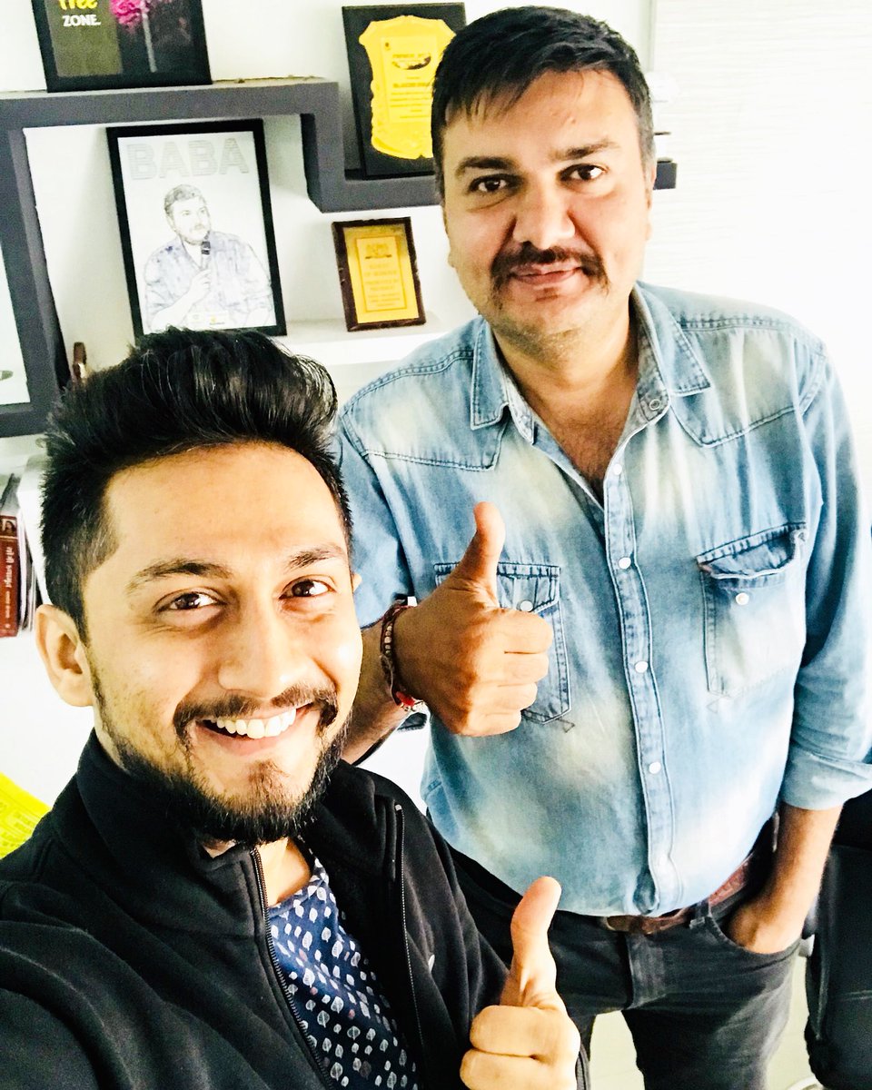 digitalpratik's tweet image. When Digital Pratik meets Digital Baba (@JaydipParikh ) on #DigiTalksbyDigiperform !!! 🙋‍♂️🙋‍♂️🙋‍♂️

2nd DigiTalk of the day for @digiperform !!! ✔️✔️✔️