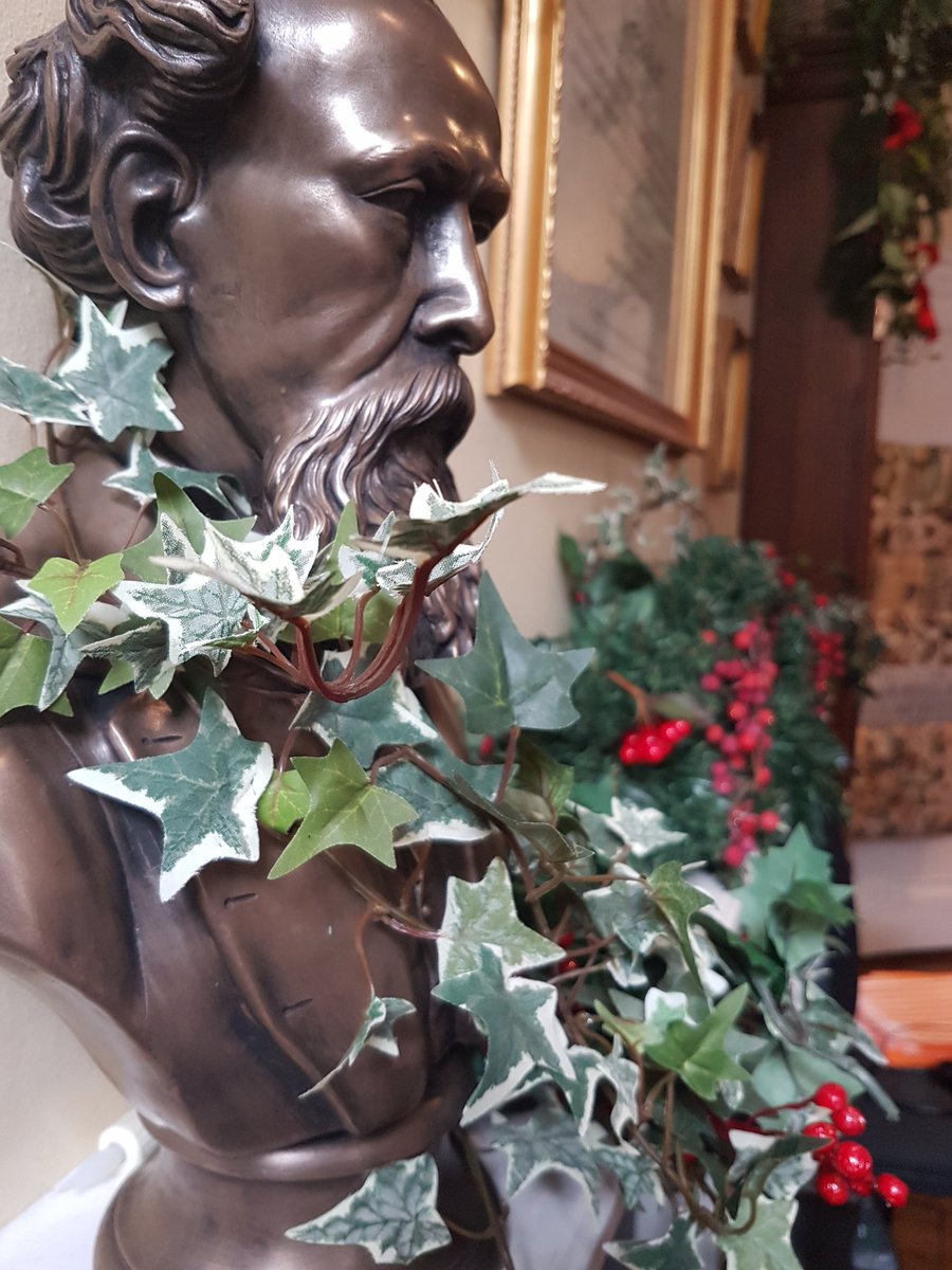 DickensMuseum's tweet image. #PostChristmasBlues? Missing the festive season? Fear not @DickensMuseum is still decorated for another 4 days! Pop down to see us and Dickens's home in all it's #Christmas glory one last time!