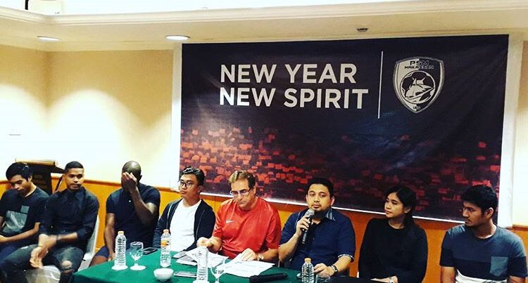 Selamat datang di welcome🙌
Semoga bisa membawa <a href="/PSM_Makassar/">PSM Makassar</a> juara!