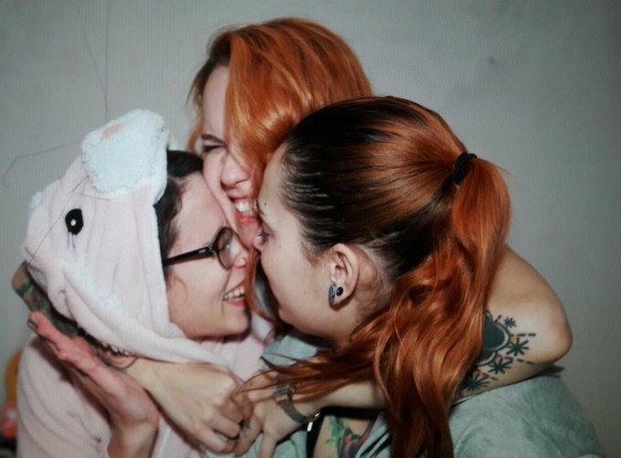 Holidaysssss bitcheeeess! 💜💜 happy new year to everyone!! I'm gonna be busy doing nothing! 🐸💜🦄@silviarubix<a href="/tag/foxtail"class="tags"><span>#foxtail</span></a>
