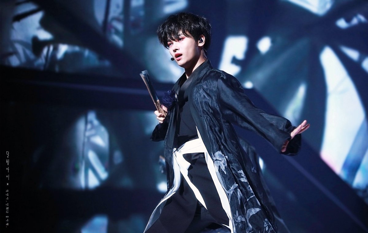 빅스 엔 춤에 대한 이미지 검색결과