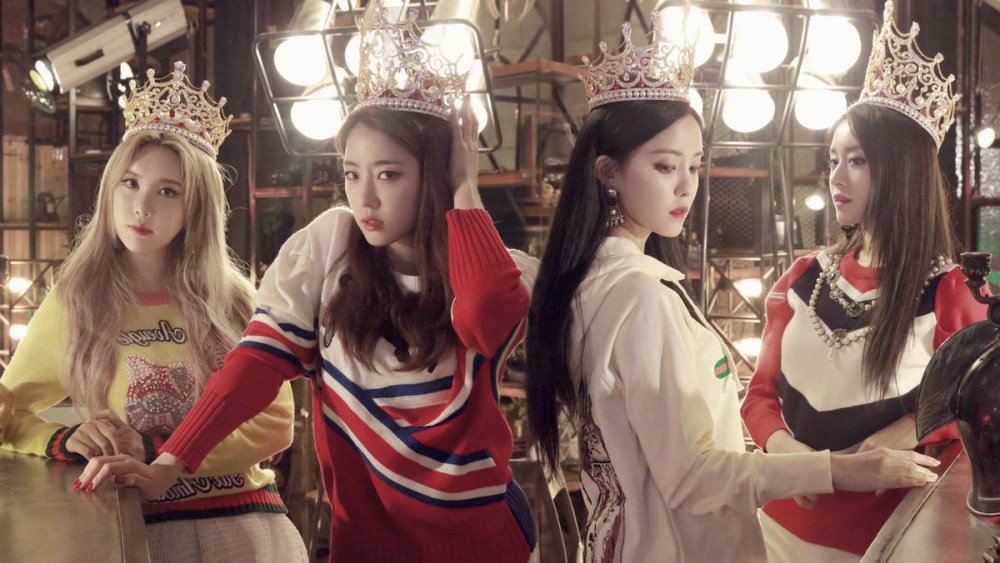 allkpop's tweet photo. [Breaking] Hyomin announces T-ara's official leave from MBK Entertainment
https://t.co/2tYxfo5FUe https://t.co/lMbkJvRqtS