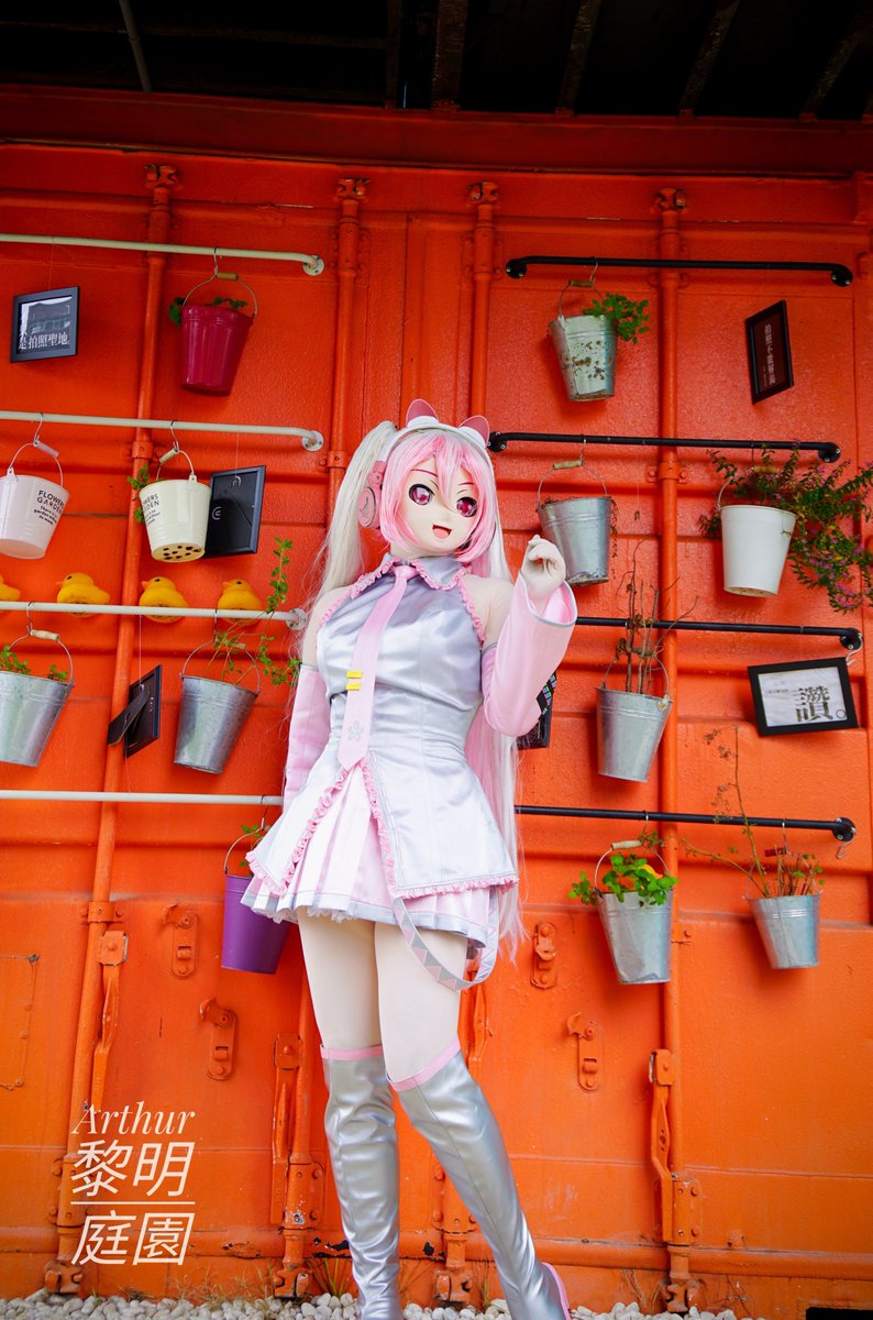 Sasabikig's tweet image. 自分撮り写真は、春、夏、秋、冬の季節を表します~~ξ( ✿＞◡❛)
CN / @Sasabikig 
Photo / @Sasabikig