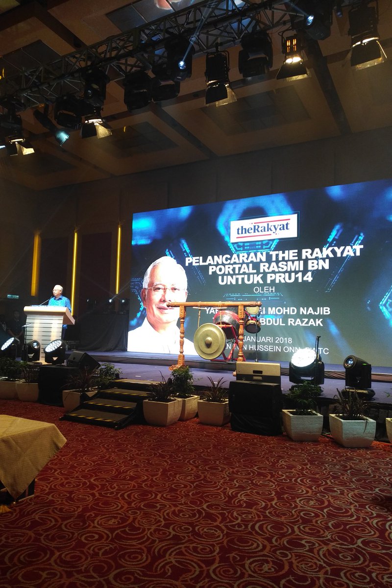 HishammuddinH2O's tweet photo. Now in election mode !! @NajibRazak https://t.co/rSG1bRAGvf