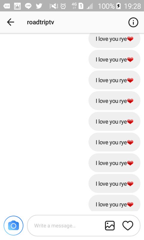 erlingiofani5's tweet photo. @RoadTripTV i'm dmed you a lot rye but you aren't answer one of them that's make me feel so bad baby💔 https://t.co/BpTJ5jtmYX