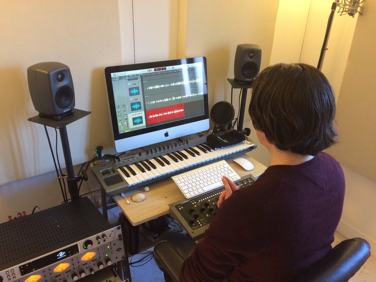 In the <a href="/ArpCreative/">Արփինե Չախմախչյան</a> studio recording an audiobook for <a href="/dkparsonswriter/">Daniel Parsons</a>