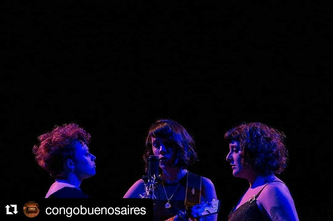 claudinaprensa's tweet photo. #NochesdeVerano con las @miautrio 😻
A partir del 20 de Enero, te esperamos en @congobsas 🌴
⚪20 y 27 de #Enero
⚪3 y 10 de #Febrero
Honduras 5329 #Palermo
Entradas 🎫 $100
________
#miautrio @riturraldesa
@rociokatz @michi.mariana #congobsas #verano #musictrio #agenda #baires https://t.co/MNyNdnnRkN