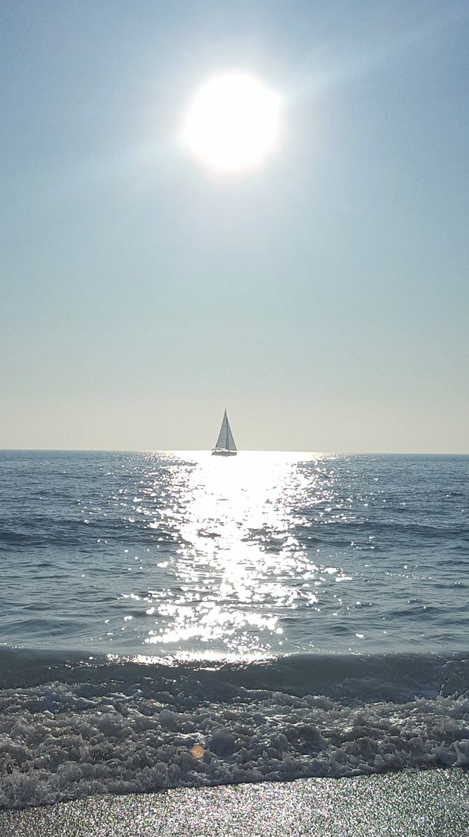 wude72's tweet photo. Cool view https://t.co/lmFbir0uvd