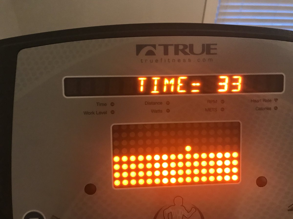 RuthDobson's tweet image. Don’t let the cold stop your workouts in ‘18! #ellipticalmiles #whenitscold #17degrees