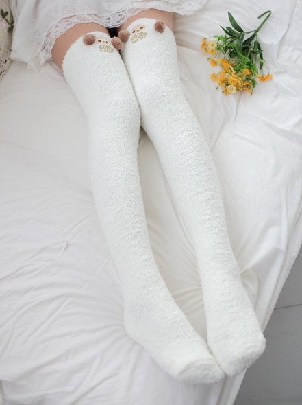 CuteJFashion's tweet photo. Two more super kawaii pairs of plush socks.  Both £4.50 with the half price closing down sale.

White Sheep: https://t.co/xThKEcUGrz
Stripe Sheep: https://t.co/bFKdroP9vu

#Kawaii #PlushSocks #CuteSocks https://t.co/XBaIp9SyCt