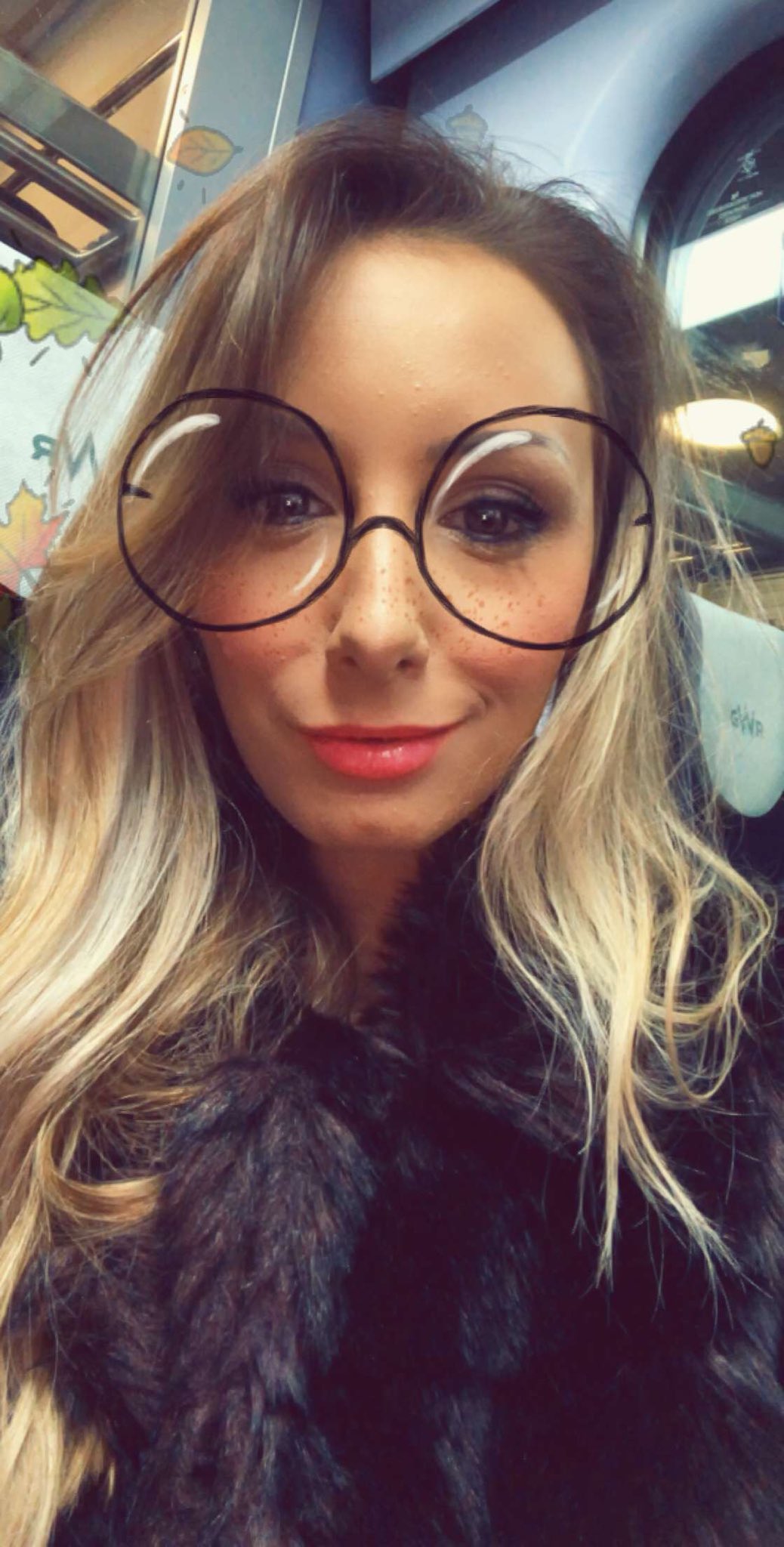 TW Pornstars - Mariah Leonne. Twitter. Freckles and specs. 1:08 PM - 3 Jan 2018