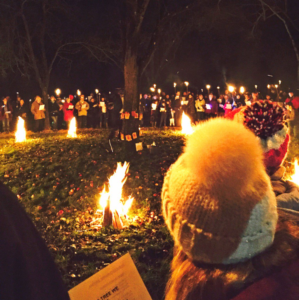 THIS SATURDAY #marcheshour Come to @WestonsCiderMil from 6:30-7pm on 6th January for a traditional WASSAIL presented by the Silurian Morrismen. A great experience of Herefordshire life! Info: st-michaels-hospice.org.uk/event/the-wass…