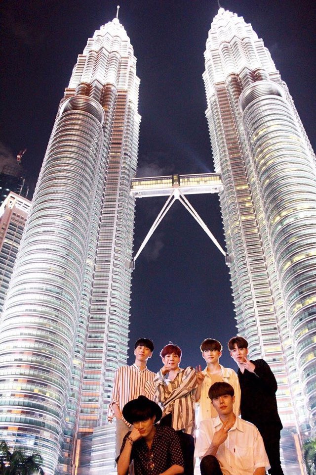 black6ix_twt's tweet photo. 안녕하세요? 블랙펄 여러분!! 내일 4시30분 인스타라이브에서 이런 저런 이야기 나눠요!! 하하 좋은밤되세요!! 호호
.
.
. 
#black6ix #블랙식스 #인스타 #인스타라이브 
#생방송 #live  #블랙펄 #4시30분 https://t.co/Tw78EHfcCb