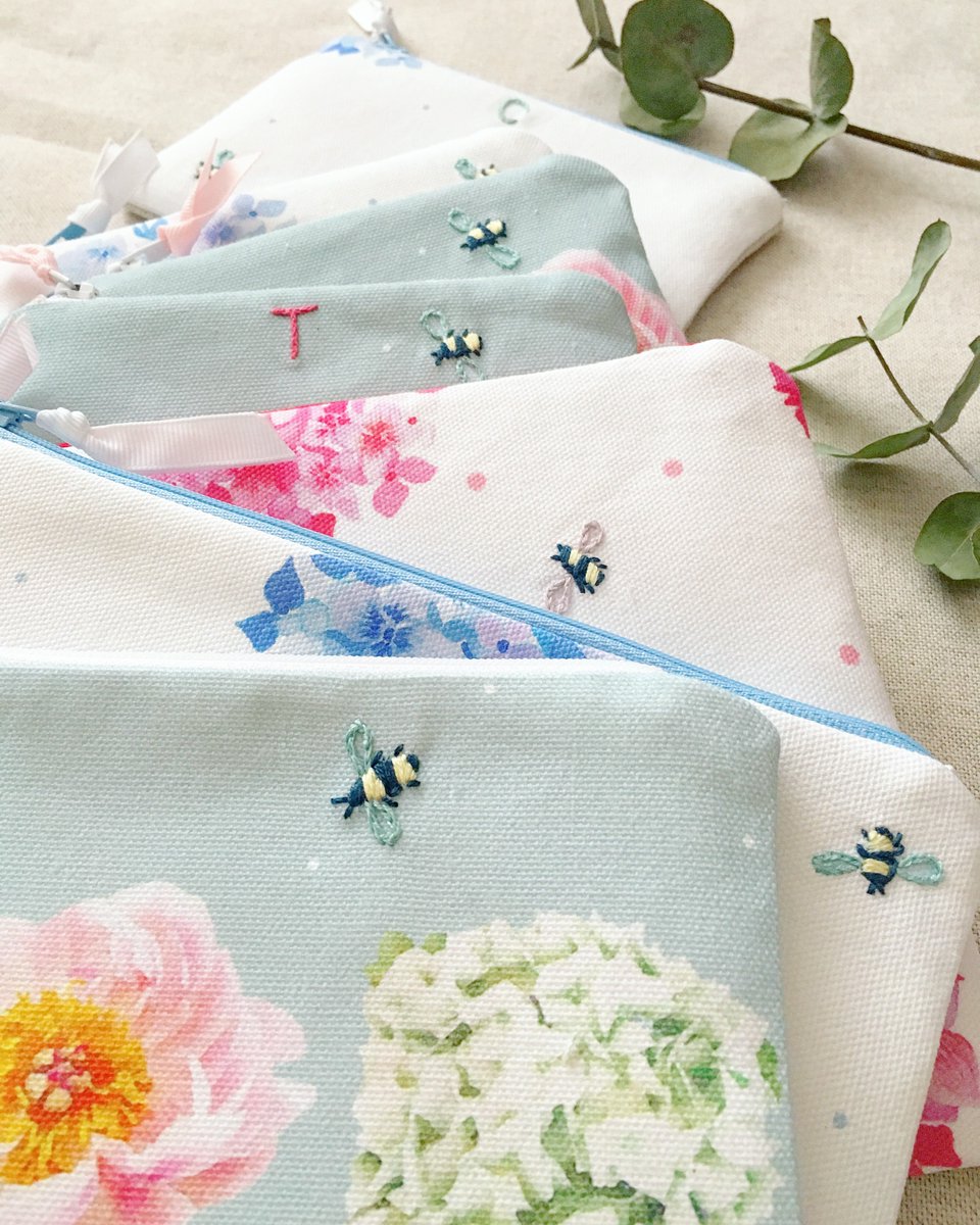 PeonieCole's tweet image. Are you following Peonie Cole on Instagram yet? Access special sales and see behind the scenes- search peoniecole.yorkshire to find me! 🐝🌷✨