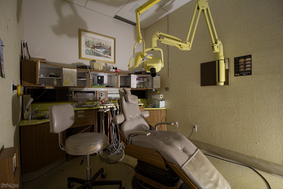 New video dropping today of an #abandoned dentist office with <a href="/Freaktography/">Freaktography</a>  &amp; <a href="/CarloPaolozza/">Carlo Paolozza</a>!  We have another epic overnight adventure planned for this weekend!!!  #urbex #3PlyMafia #WednesdayWisdom #WednesdayMotivation