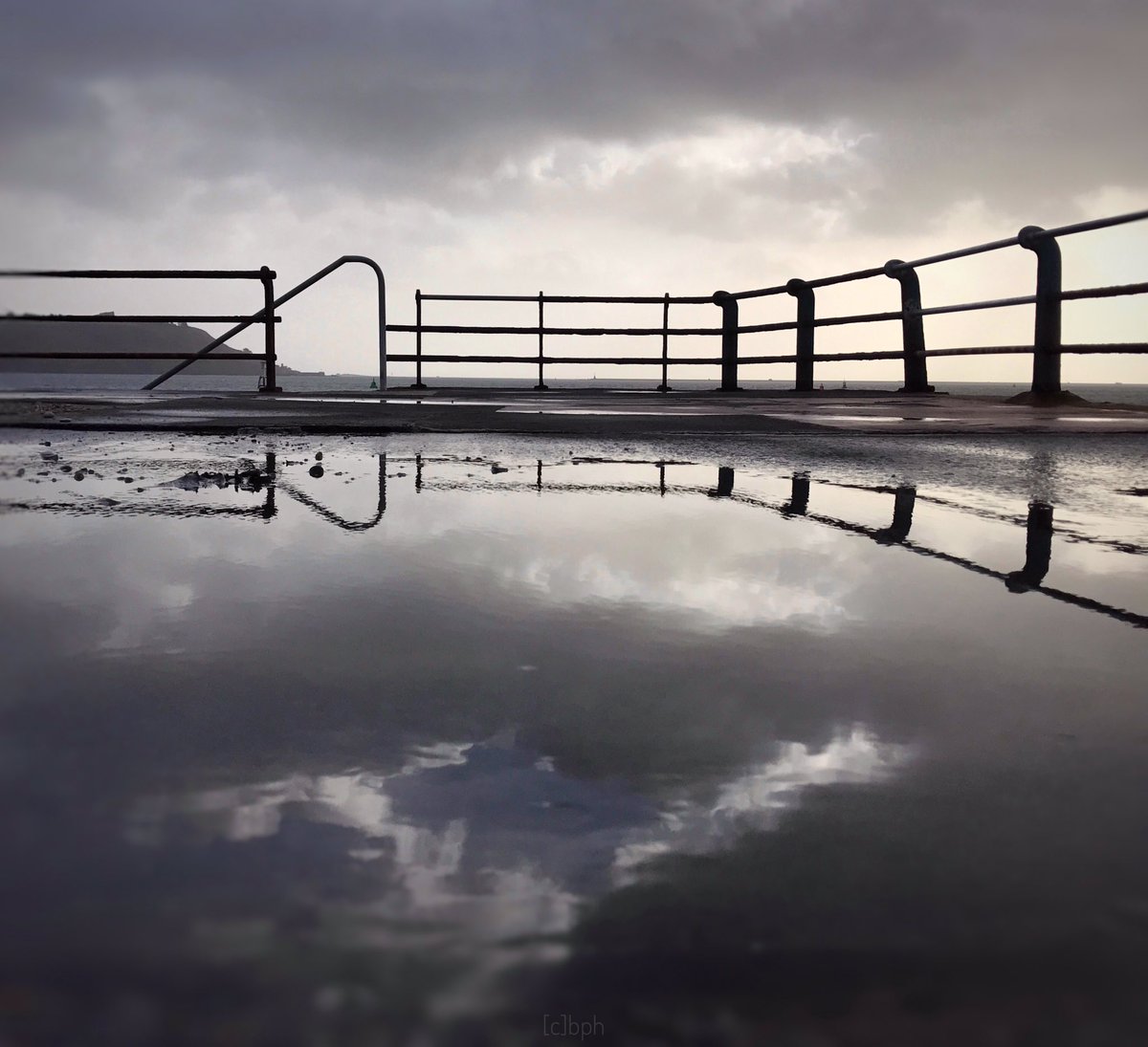 barrypaulh's tweet image. Architecture -----Art-----Texture by #barrypaulh @practphoto @Hasselblad #PictureOfTheDay #hasselblad #landscapephotography #art