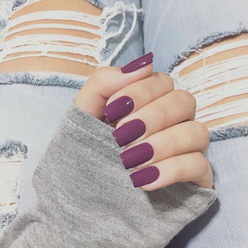 Iridesibeauty's tweet photo. Violet is the color of 2018. Retweet if you love this purple nail polish. #iridesi #nails #beauty https://t.co/uimgEVrTwt
