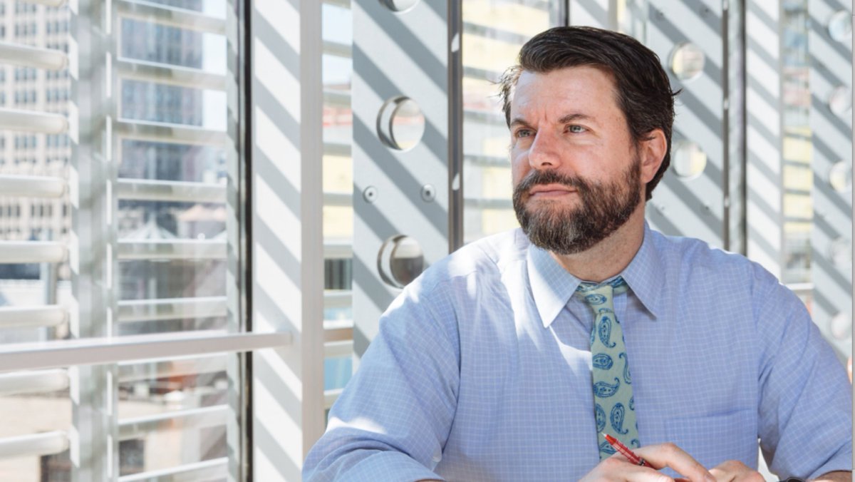 3 tips to hack productivity with New York Times reporter Charles Duhigg: bit.ly/2CnC69L <a href="/cduhigg/">Charles Duhigg</a>