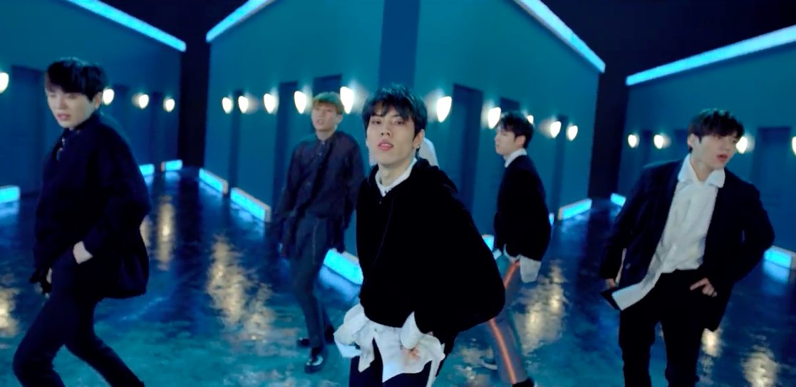 WATCH: #INFINITE Drops Mesmerizing Teaser For “Tell Me” MV soompi.com/2018/01/01/wat…