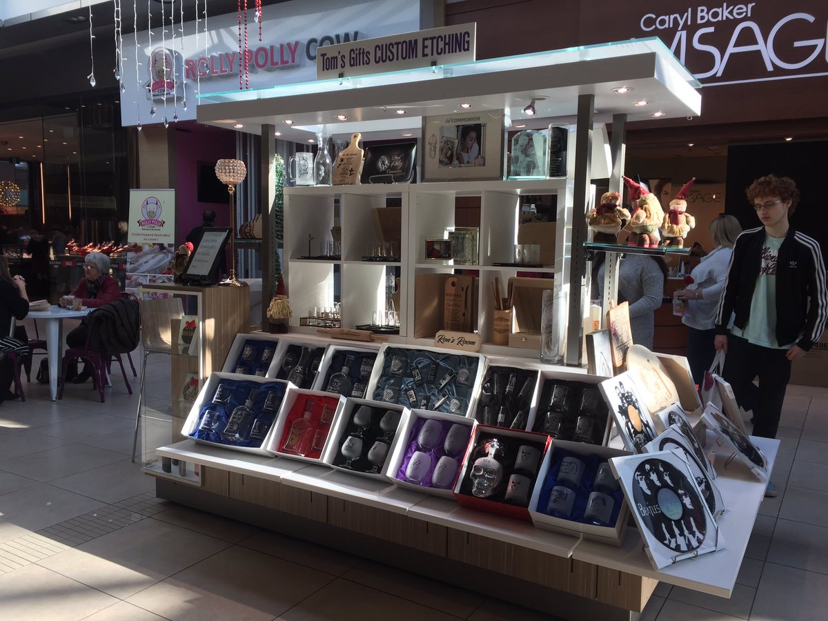 leaseCartWheels's tweet photo. Exciting retail opportunity available @TorontoPearson 
Please contact us immediately at (905) 855-1616 for more information.#yyz #retail #leasing #TorontoPearsonInternationalAirport #excitingretail https://t.co/egyUClsINX