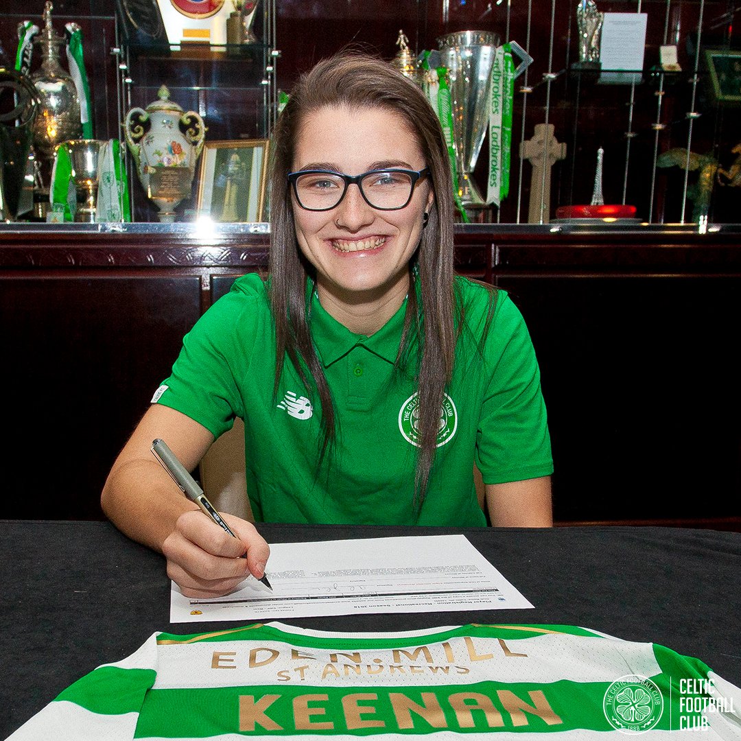 CelticFC's tweet image. 📝@CelticFCWomen have completed the signing of Keeva Keenan after a spell with Glasgow City. Welcome to the Hoops, Keeva! 

➡️ celticfc.net/news/13778
