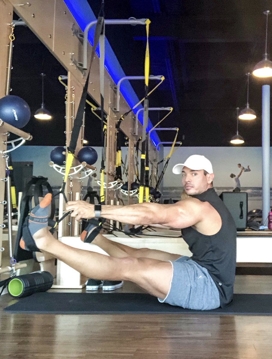 fitEfinance's tweet photo. @ClubPilatesSL was awesome this morning. TRX class was on fire. https://t.co/ytpNWxwPTS