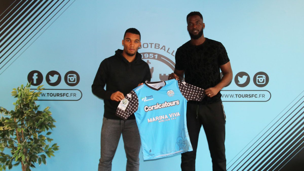 ToursFC's tweet photo. ✍️ OFFICIEL - Jonathan #Mexique et Mory #Koné arrivent en prêt 
➡️ https://t.co/GDuvvmfONF https://t.co/J7AqpQH0zQ