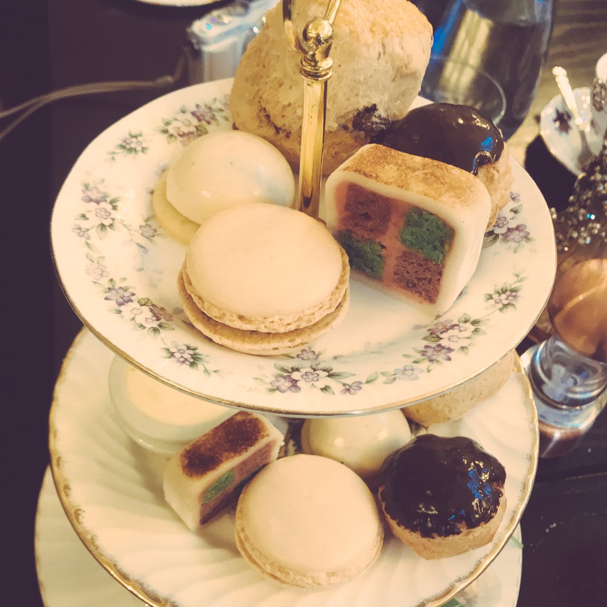 georgieglass_'s tweet photo. What a wonderful #AfternoonTea at @CourthouseChesh with @PerceptionLoves and @WeBlogNorth crew βοΈπ°π so nice to catch up now itβs 2018! The Courthouse is such a beautiful venue and their afternoon tea was out of this world π #WeBlogNorth #CourthouseCheshire #PerceptionLoves https://t.co/IUy7IN9QyQ