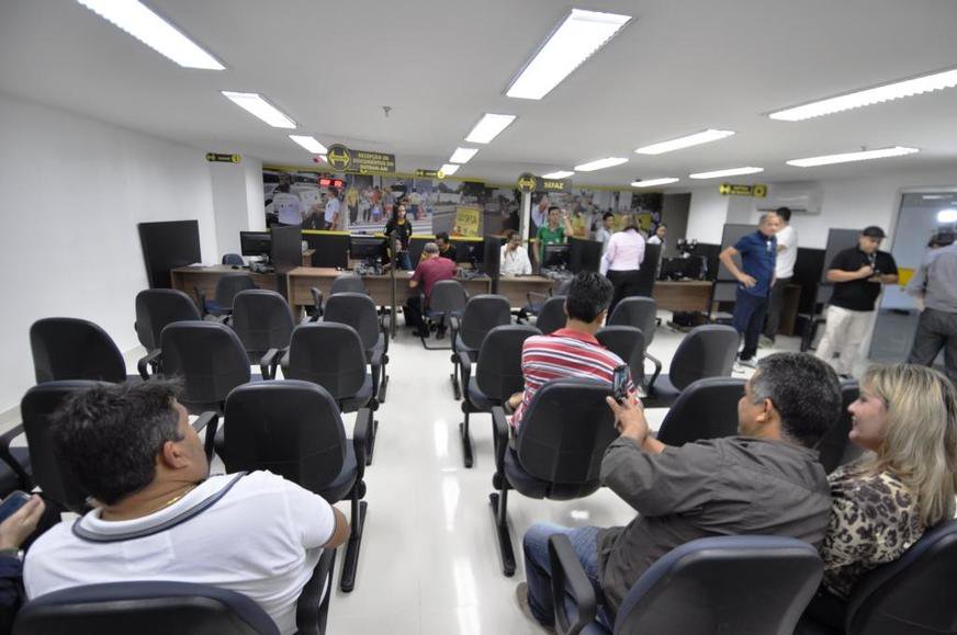 ACritica's tweet photo. #SEMSISTEMA

Detran-AM fica sem sistema para serviços de veículos e CNH após Base Nacional sair do ar.

De acordo com o órgão, todas as pessoas que estavam agendadas para hoje serão atendidas no mesmo horário nesta quinta-feira (4). 
Saiba mais: https://t.co/nHxCCUk3zC https://t.co/xpbReyHCm9