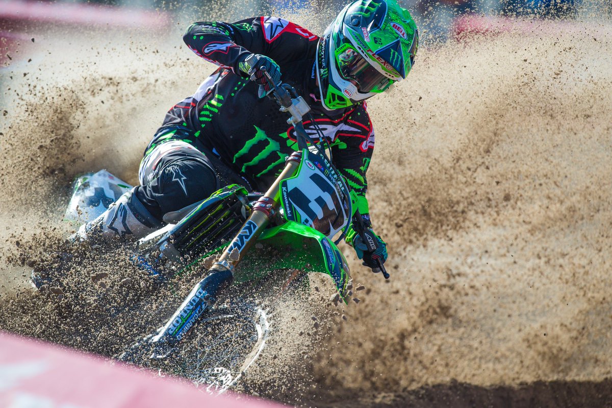 SupercrossLIVE tweet picture