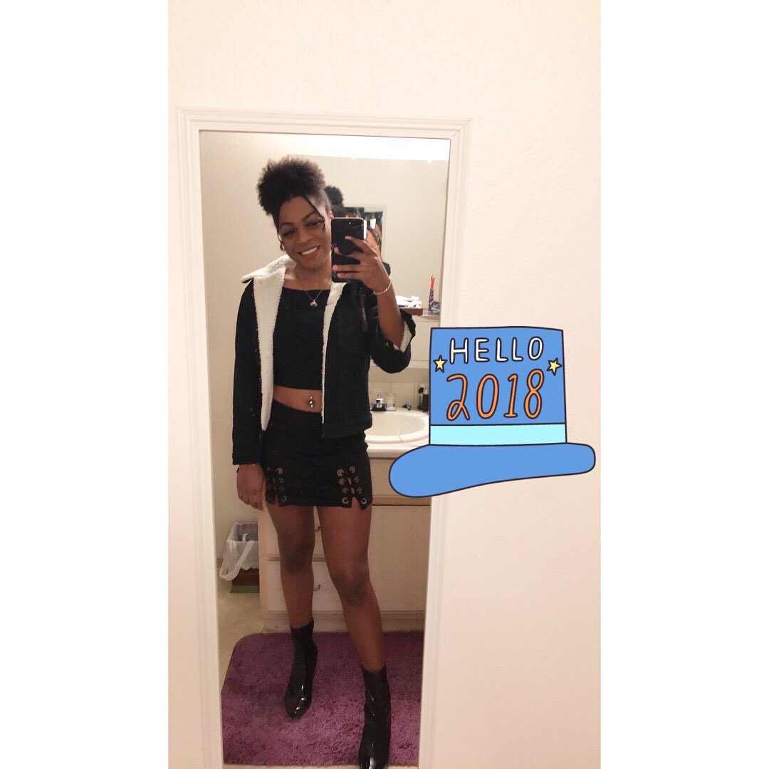 itsjocelynbro's tweet photo. 2018 is all about me. All my moves influenced by me, focusing on me, bossing up on ME 💯 https://t.co/604eEUdmXD