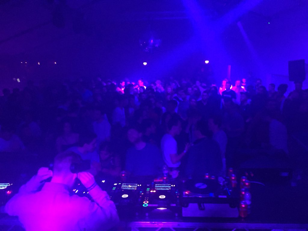 jakepolishook's tweet photo. New Years was lit https://t.co/tV5jQ8X30N