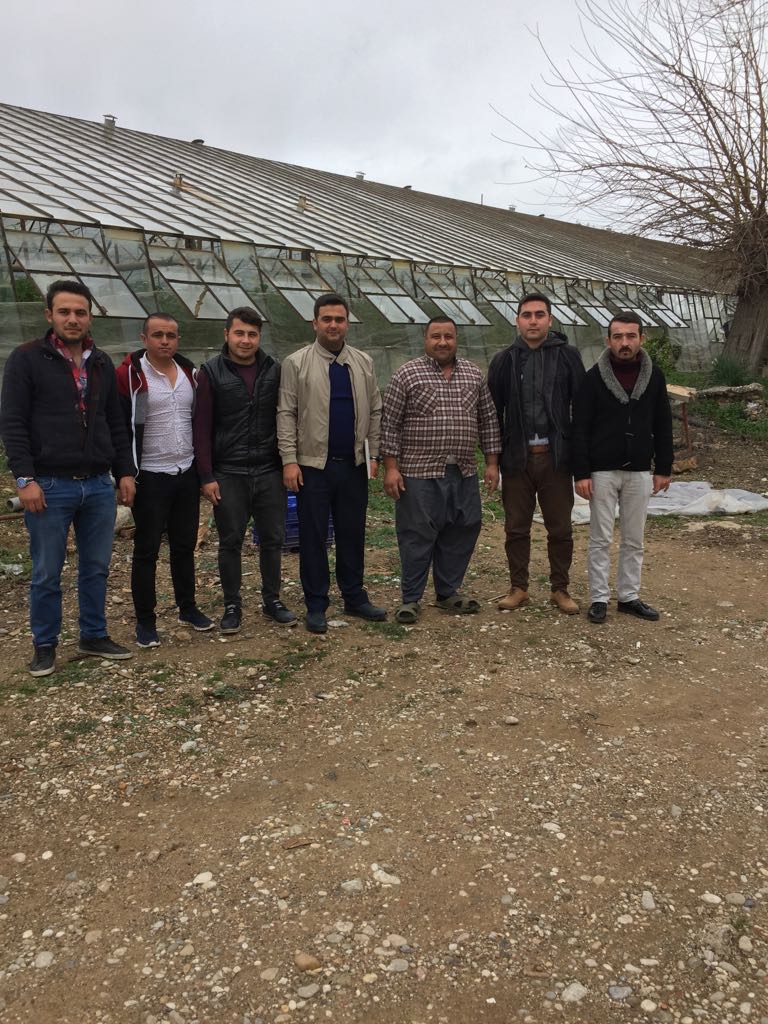 Gökdere Mahalle Başkanımız Kadir Özdeş'i Ziyaret Edip Mahalle Yönetimi Hakkında İstişarelerde Bulunduk...
@av_dks <a href="/gokcenenc07/">Gökcen Özdoğan Enç</a> <a href="/HuseyinSamani/">Hüseyin Samani</a> @AKOmerAKBAS