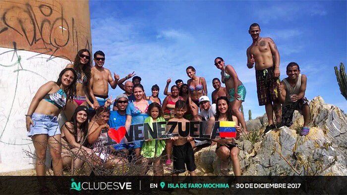 IncludesVe's tweet photo. Ellos fueron un Excelente Grupo, cerraron el año junto a nosotros y formaron parte de nuestra #GENTEBUENAVIBRA.  Y TU, que esperas¿? 🌞🌊🏖🏝👙😎 🙌👏
.
📍Parque nacional Mochima- Isla del Faro, 🗓 Pasado Sab. 30 de Diciembre 2017 https://t.co/AOVj7KPIbv