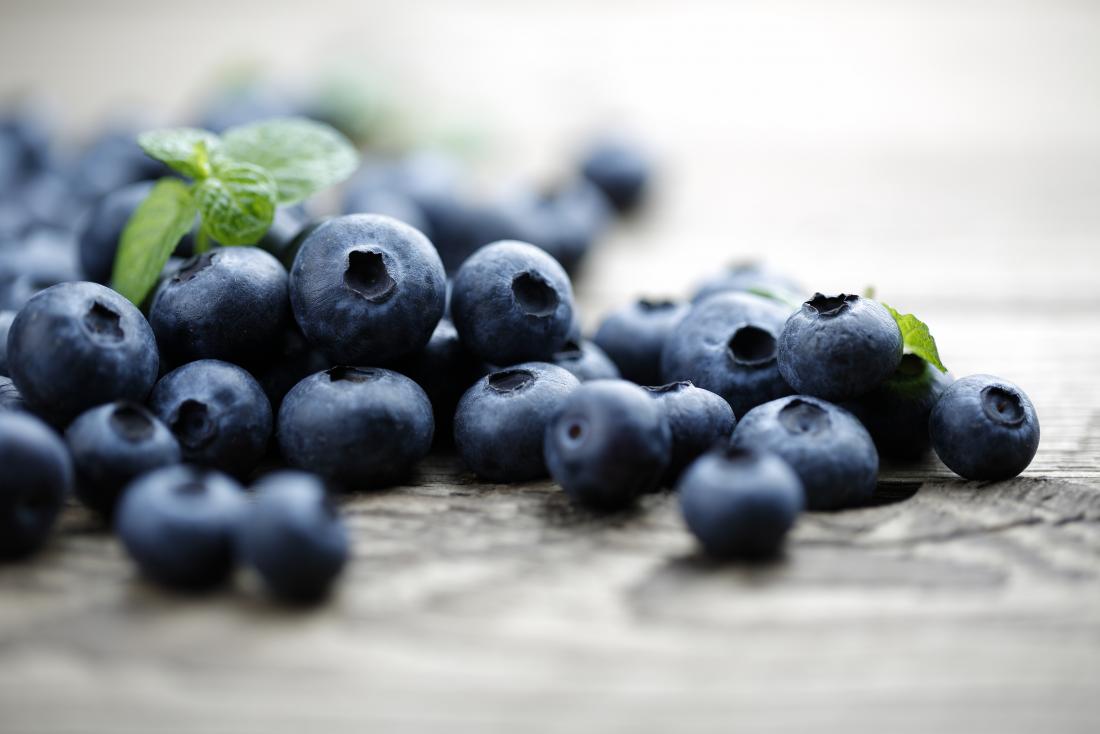 How blueberries help to kill cancer cells mnt.to/4Kwb #cancer #blueberries