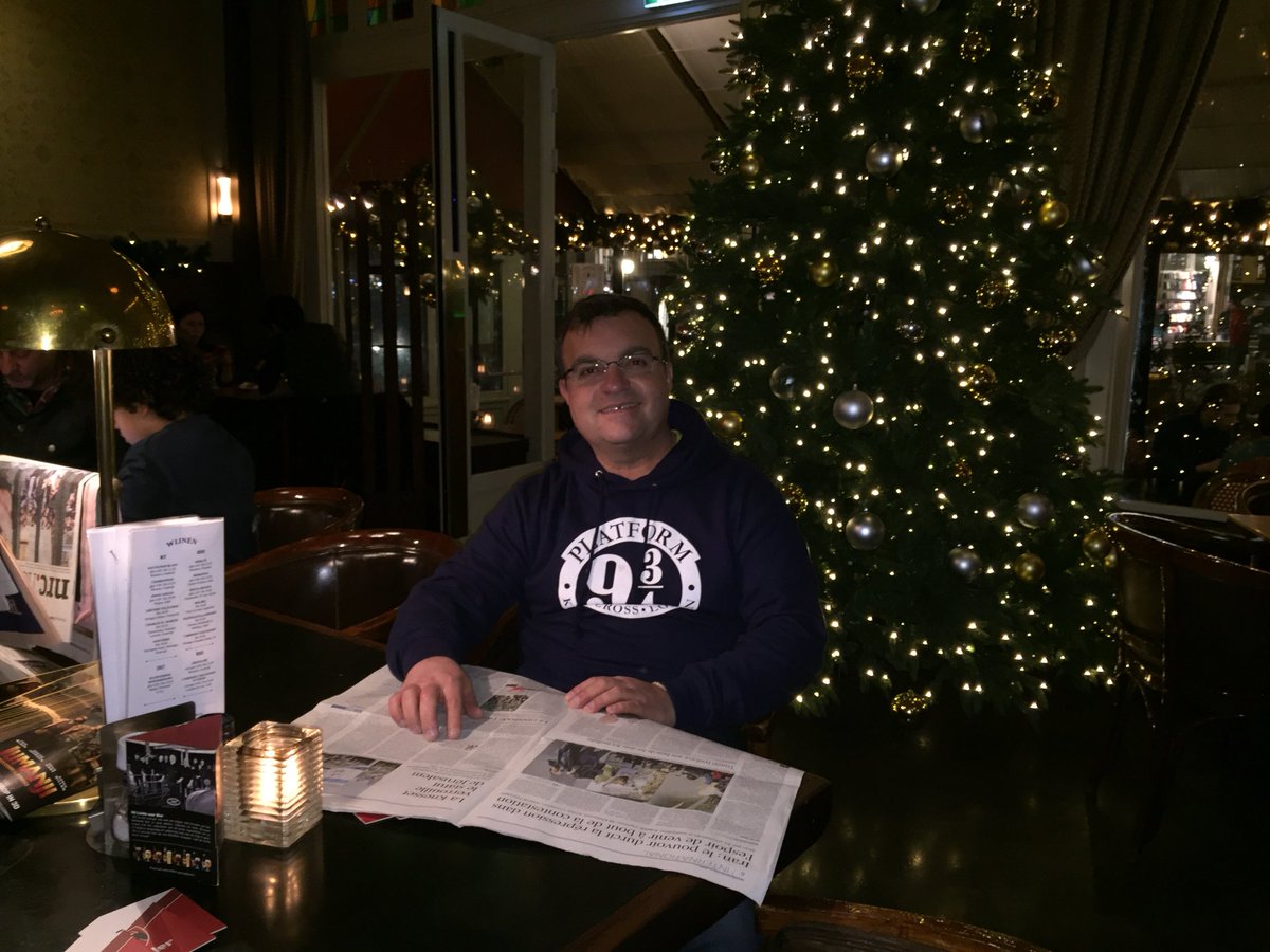 CatalinoMacias's tweet photo. Tomando un espresso en Café Luxemburgo en Amsterdam @SastrePaco https://t.co/SPUnI8cIBi