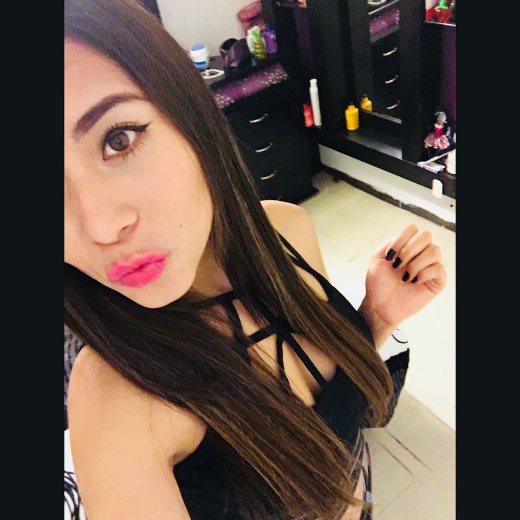 JennMerida's tweet photo. #NuevaFotoDePerfil https://t.co/qXZHBQF3JL
